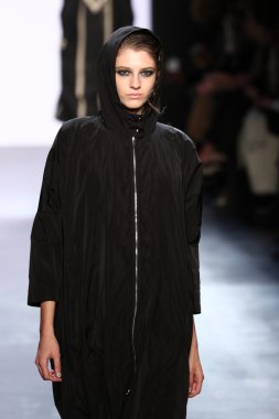 Francesca Liberatore göster