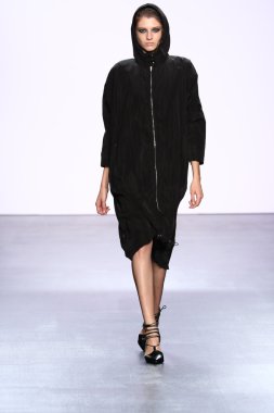 Francesca Liberatore göster