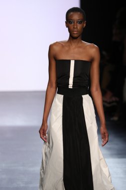 Francesca Liberatore göster