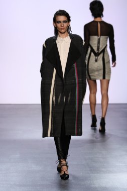 Francesca Liberatore göster