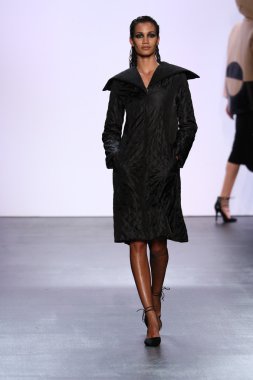 Francesca Liberatore göster