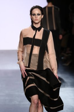 Francesca Liberatore göster