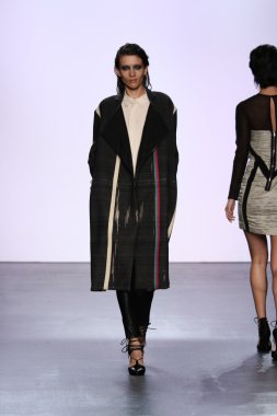 Francesca Liberatore göster