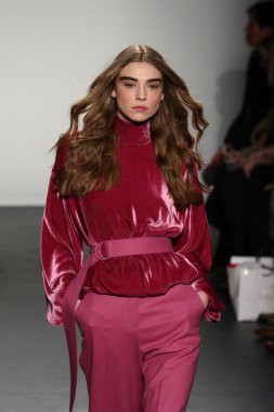 Lie Sangbong Sonbahar/Kış 2016 Koleksiyon Gösterisi