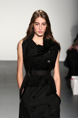 Lie Sangbong Sonbahar/Kış 2016 Koleksiyon Gösterisi