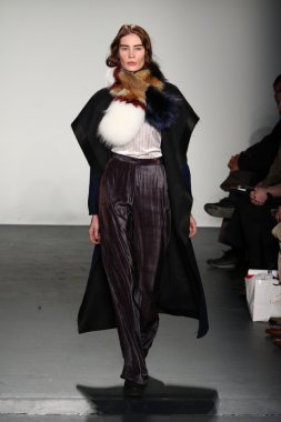 Lie Sangbong Sonbahar/Kış 2016 Koleksiyon Gösterisi