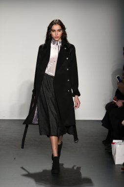 Lie Sangbong Sonbahar/Kış 2016 Koleksiyon Gösterisi