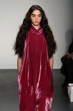 Lie Sangbong Sonbahar/Kış 2016 Koleksiyon Gösterisi