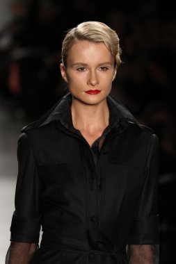 Zang Toi sonbahar 2016 defile