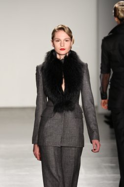 Zang Toi sonbahar 2016 defile