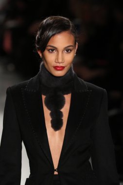 Zang Toi sonbahar 2016 defile