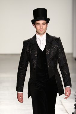 Zang Toi sonbahar 2016 defile
