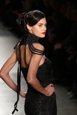 Zang Toi sonbahar 2016 defile