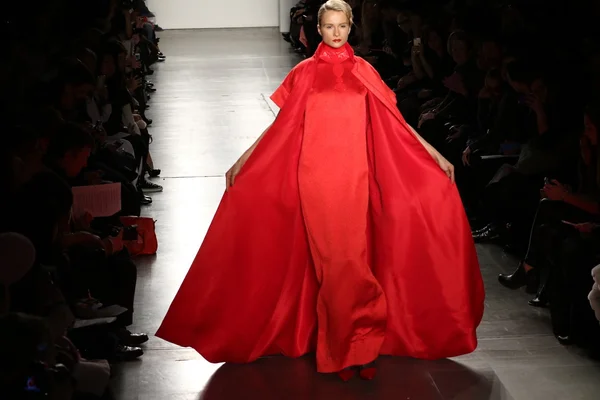 Zang Toi Otoño 2016 Desfile de moda — Foto de Stock