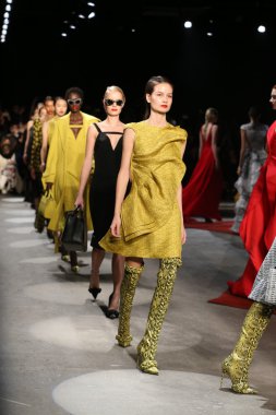 Christian Siriano Fall 2016