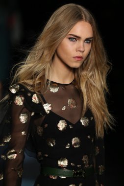 Monique Lhuillier Fall 2016