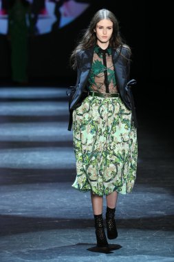 Monique Lhuillier Fall 2016