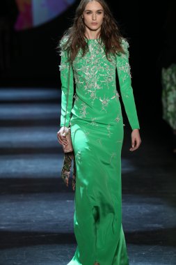 Monique Lhuillier Fall 2016