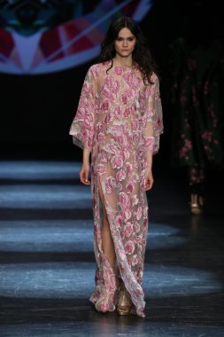 Monique Lhuillier Fall 2016