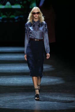 Monique Lhuillier Fall 2016