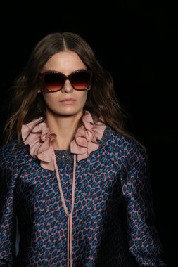 Monique Lhuillier Fall 2016