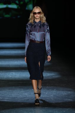 Monique Lhuillier Fall 2016