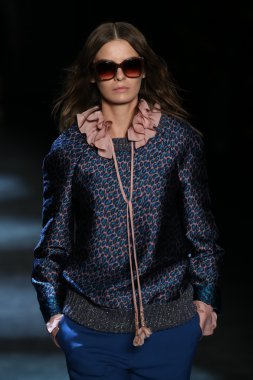 Monique Lhuillier Fall 2016