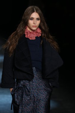 Monique Lhuillier Fall 2016