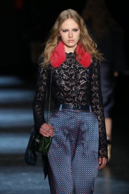 Monique Lhuillier Fall 2016