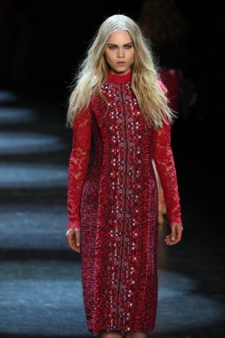 Monique Lhuillier Fall 2016