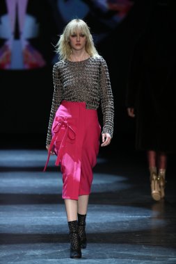 Monique Lhuillier Fall 2016