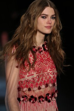 Monique Lhuillier Fall 2016