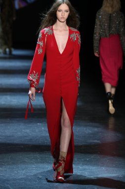 Monique Lhuillier Fall 2016