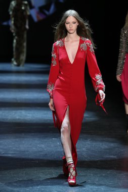 Monique Lhuillier Fall 2016