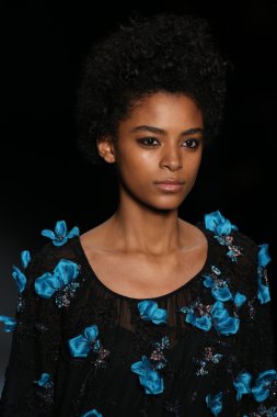 Monique Lhuillier Fall 2016