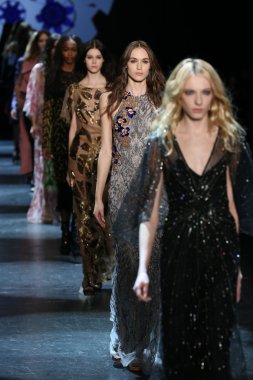 Monique Lhuillier Fall 2016