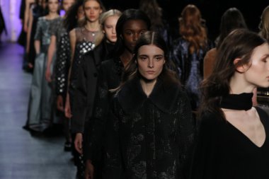 Noor sonbahar 2016 tarafından öğle giyen modelleri