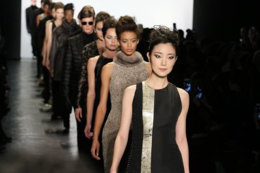 Carmen Marc Valvo Runway show