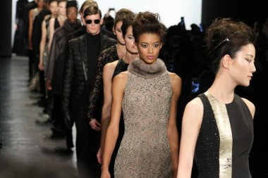 Carmen Marc Valvo Runway show