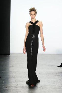 Carmen Marc Valvo Runway show