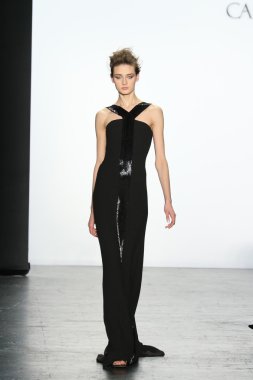Carmen Marc Valvo Runway show