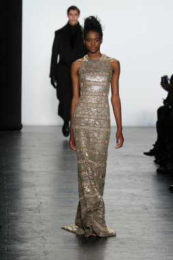 Carmen Marc Valvo Runway show