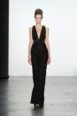 Carmen Marc Valvo Runway show