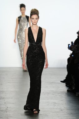 Carmen Marc Valvo Runway show