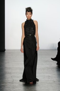 Carmen Marc Valvo Runway show