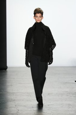 Carmen Marc Valvo Runway show