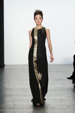 Carmen Marc Valvo Runway show