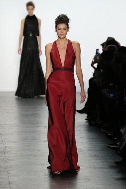 Carmen Marc Valvo Runway show