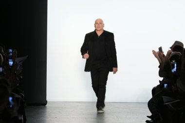 Tasarımcı carmen marc valvo