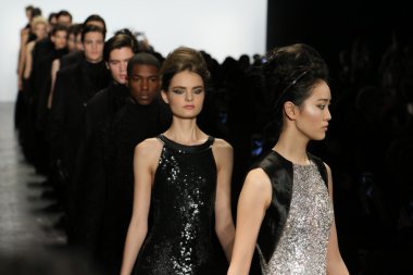 Carmen Marc Valvo Runway show